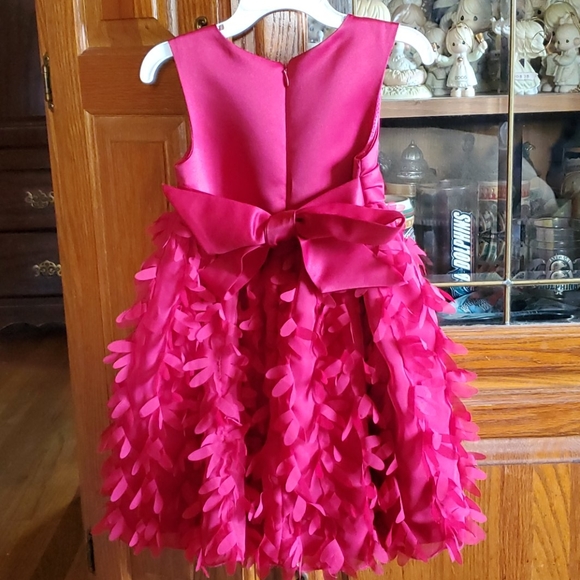 Girls dress - Picture 2 of 5